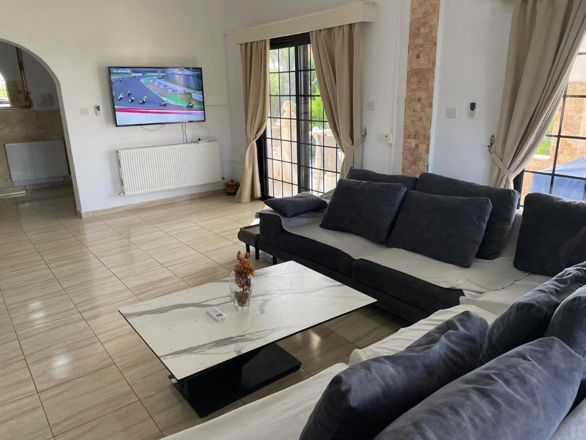 פאהיה Villa Ocean Stones 1Km From Main Coral Bay Beach מראה חיצוני תמונה